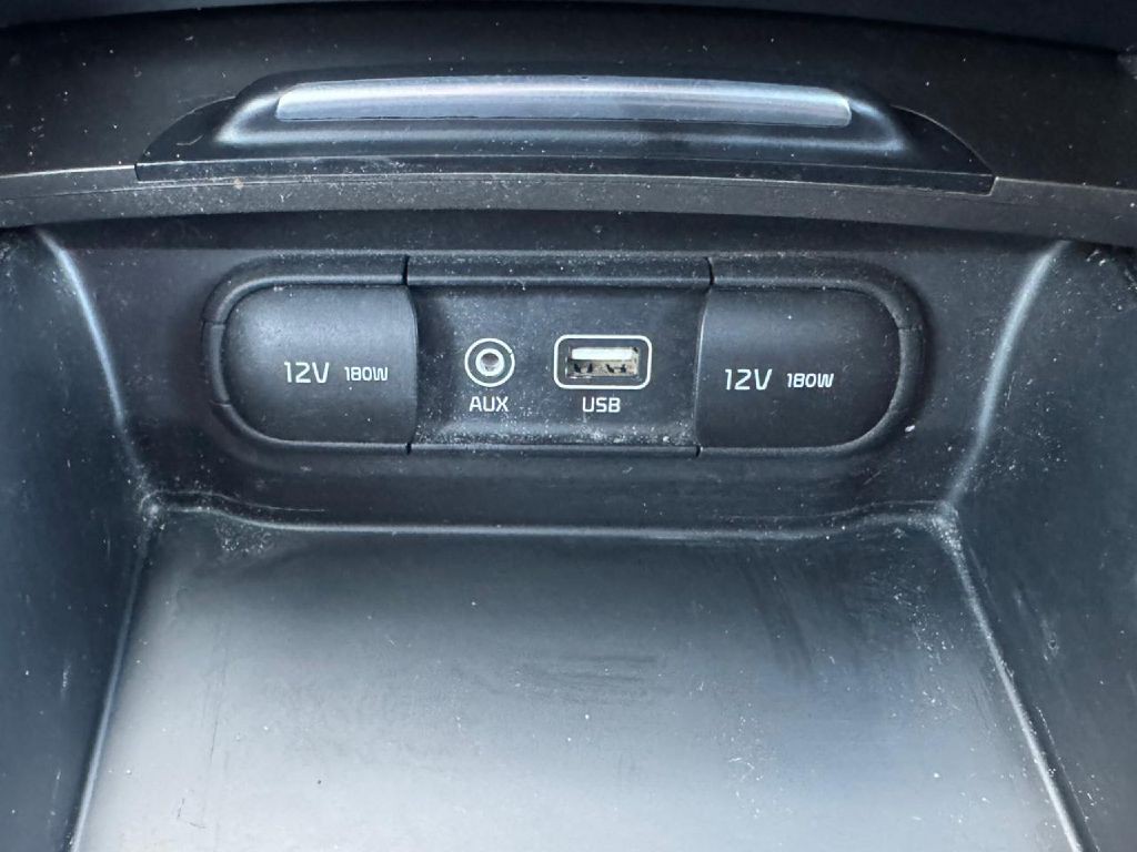 2020 Kia Optima Image 44