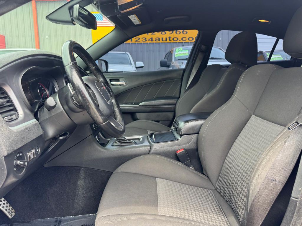 2020 Dodge Charger Image 32