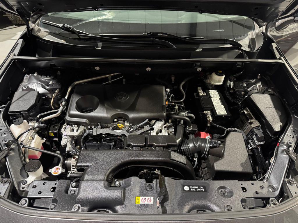 2021 Toyota Rav4 Image 3