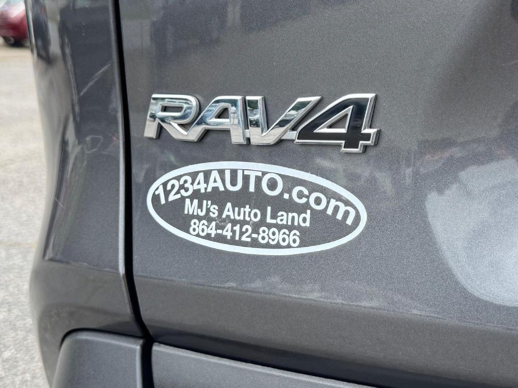 2021 Toyota Rav4 Image 18