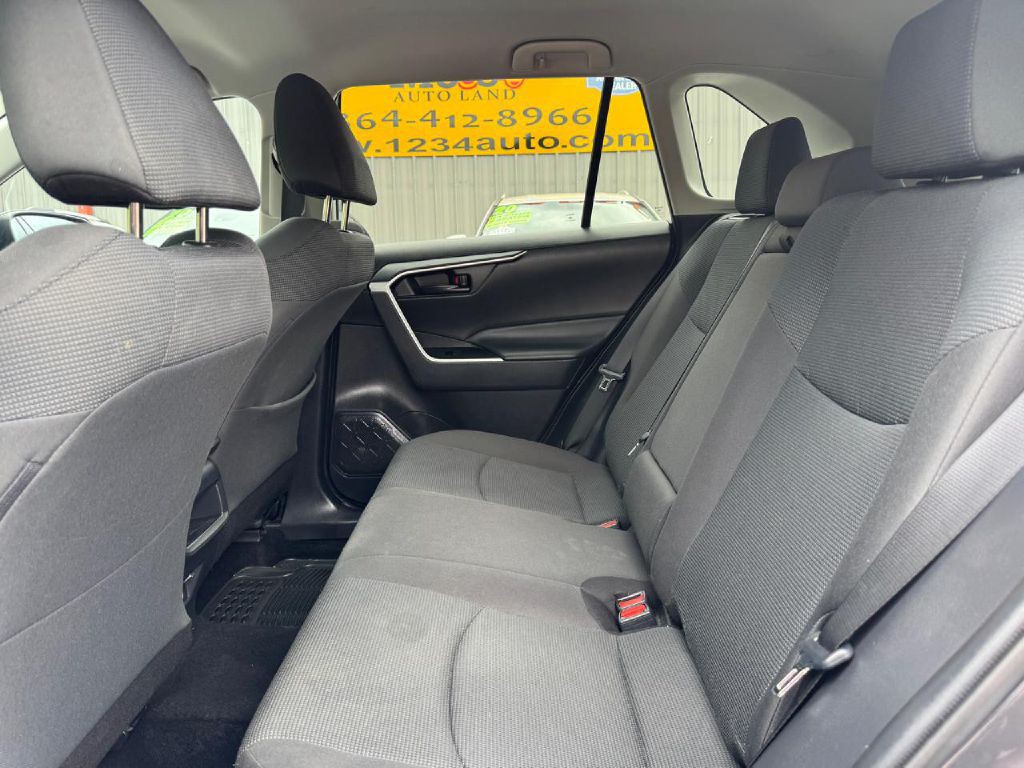 2021 Toyota Rav4 Image 22