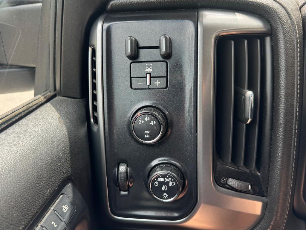 2015 Chevrolet Silverado 1500 Image 60