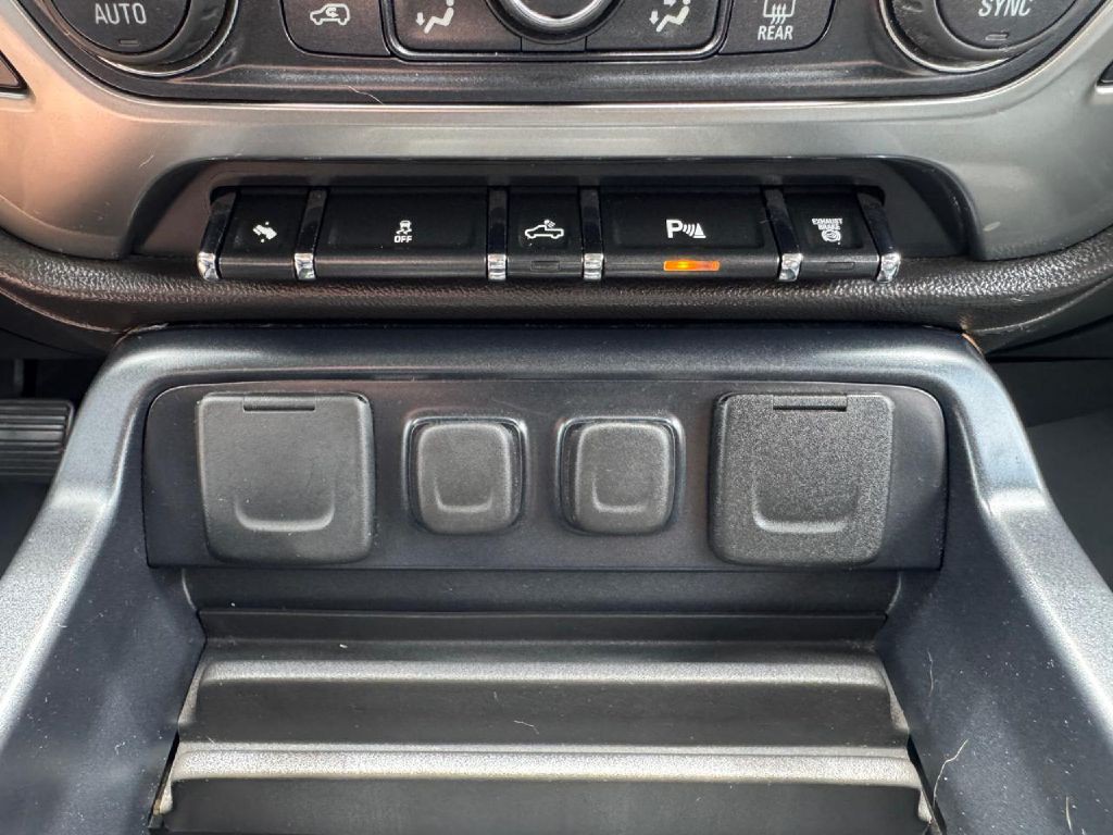 2015 Chevrolet Silverado 1500 Image 73