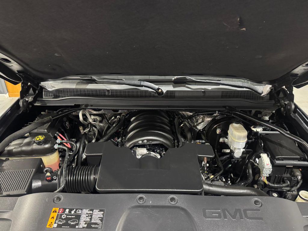 2018 GMC Yukon Image 3