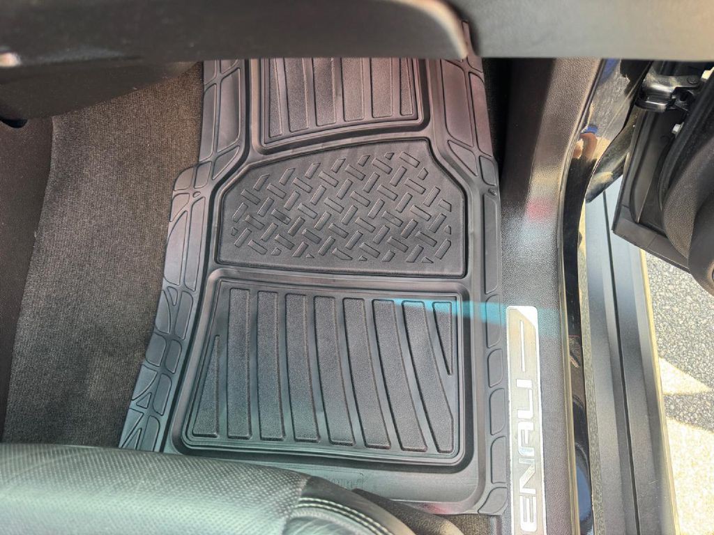 2018 GMC Yukon Image 9
