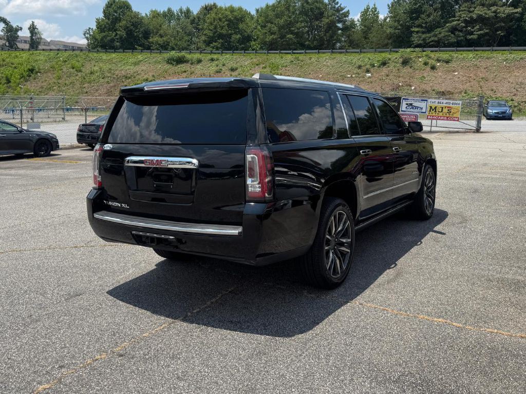2018 GMC Yukon Image 22