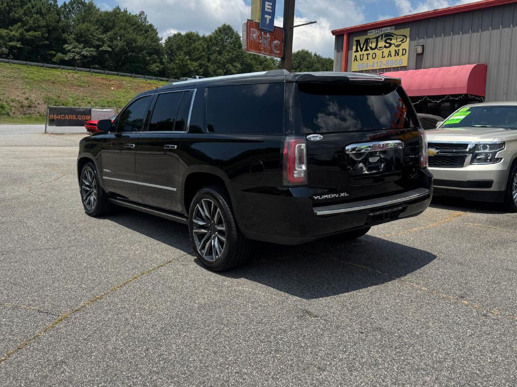2018 GMC Yukon Image 33