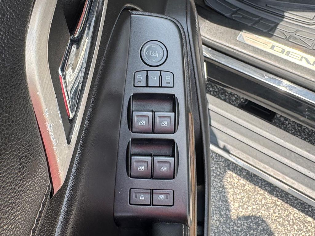 2018 GMC Yukon Image 47