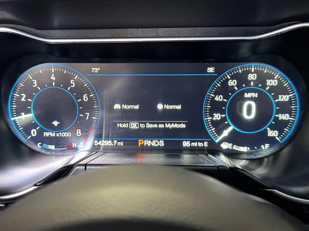 2019 Ford Mustang Image 36
