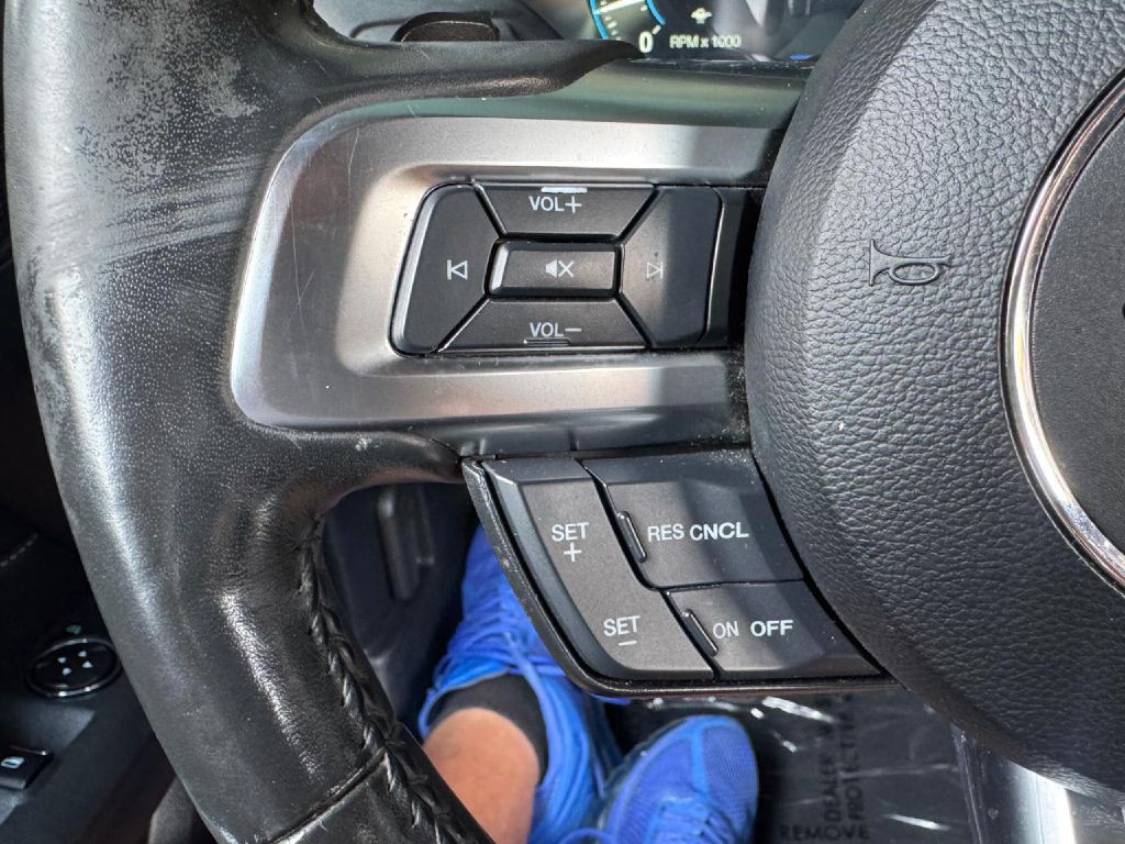 2019 Ford Mustang Image 42