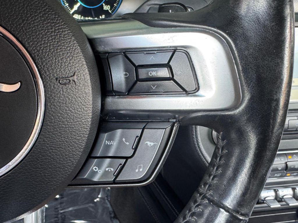 2019 Ford Mustang Image 45