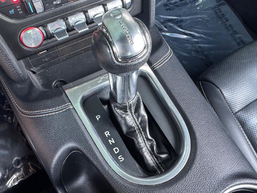 2019 Ford Mustang Image 57