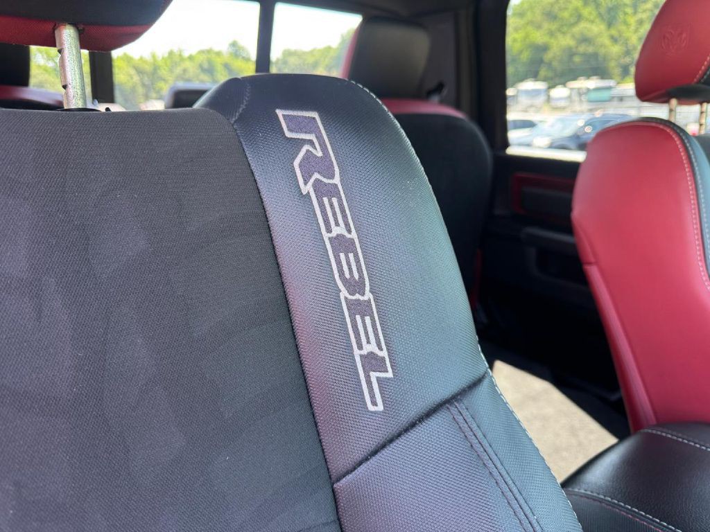 2017 RAM 1500 Image 17