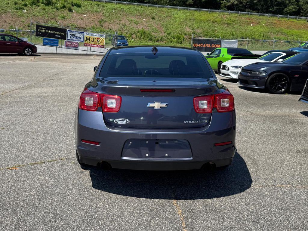2015 Chevrolet Malibu Image 14