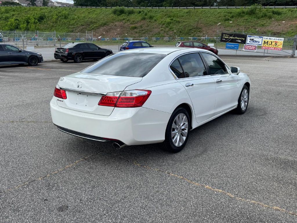 2015 Honda Accord Image 15