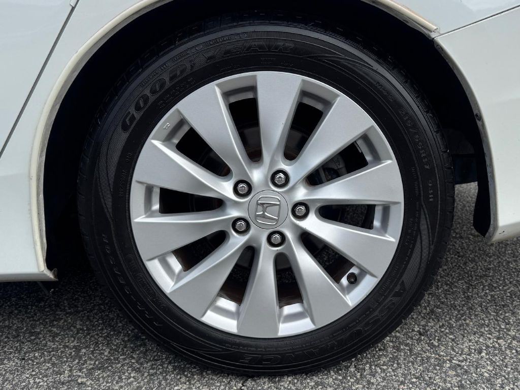 2015 Honda Accord Image 22