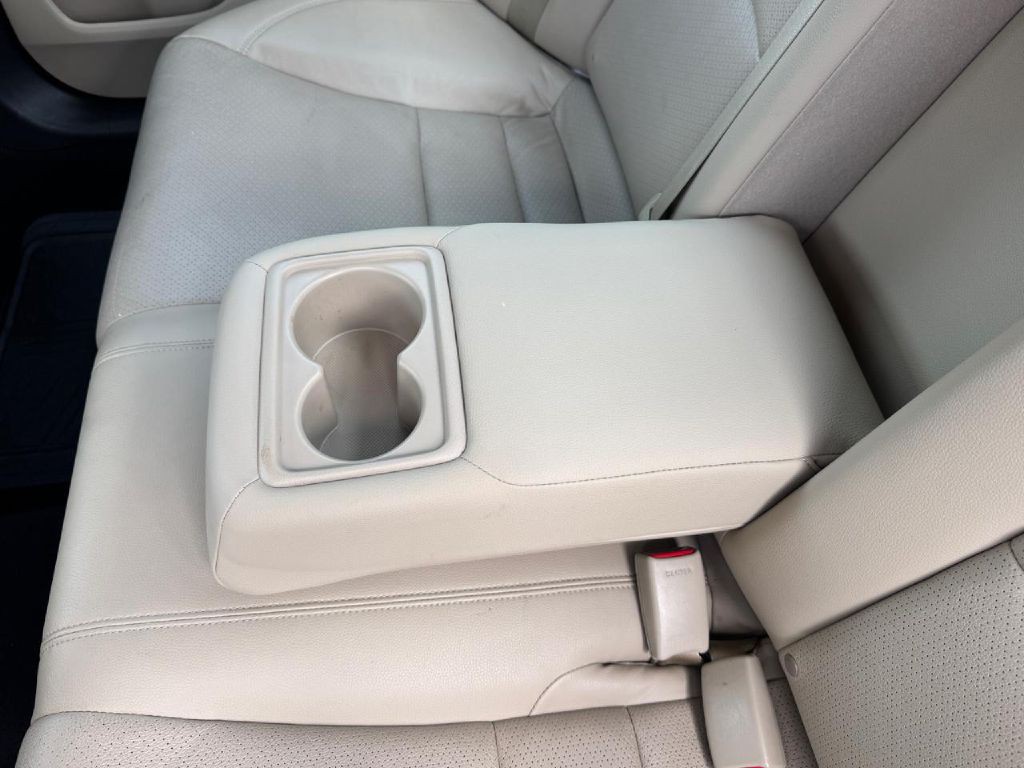 2015 Honda Accord Image 25