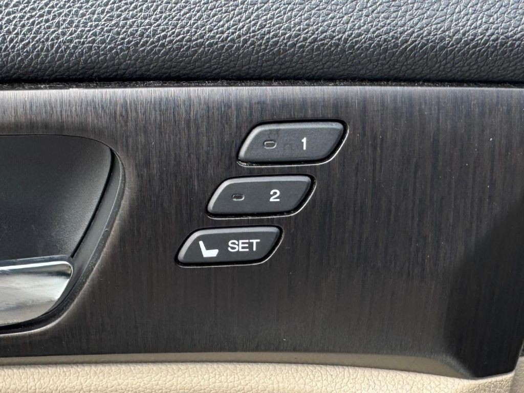 2015 Honda Accord Image 30
