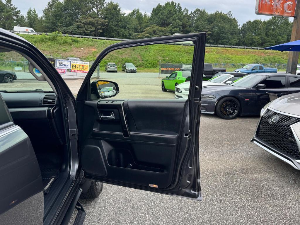 2021 Toyota 4Runner Image 7