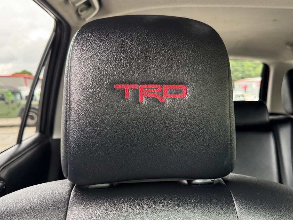2021 Toyota 4Runner Image 11