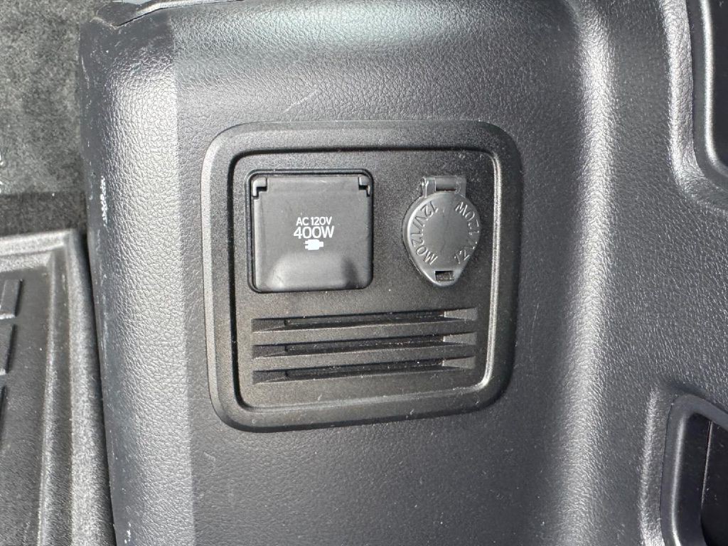 2021 Toyota 4Runner Image 22