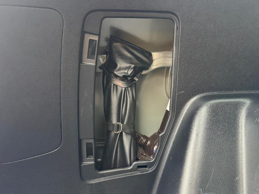 2021 Toyota 4Runner Image 23