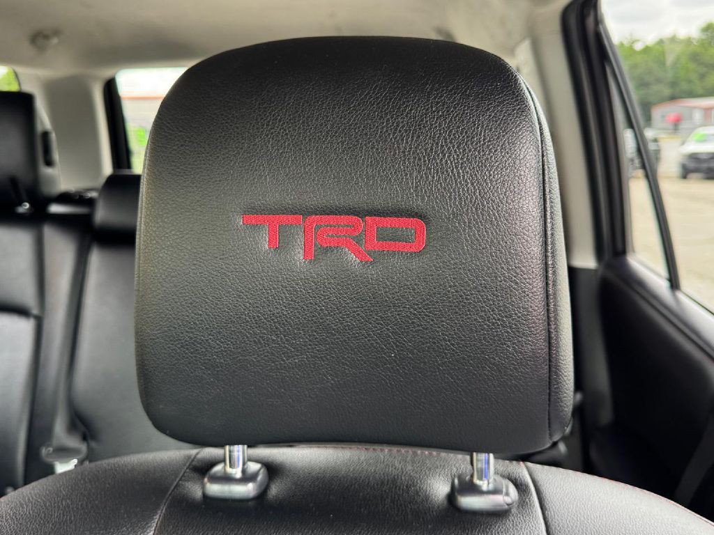 2021 Toyota 4Runner Image 40