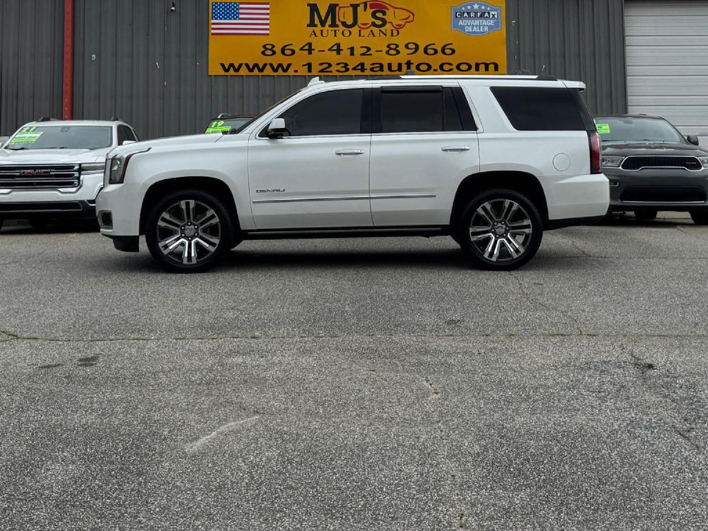 2018 GMC Yukon Image 2