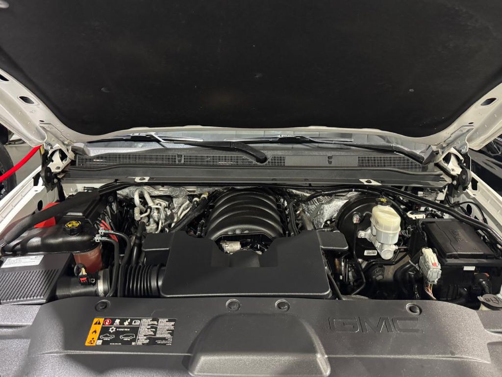 2018 GMC Yukon Image 3