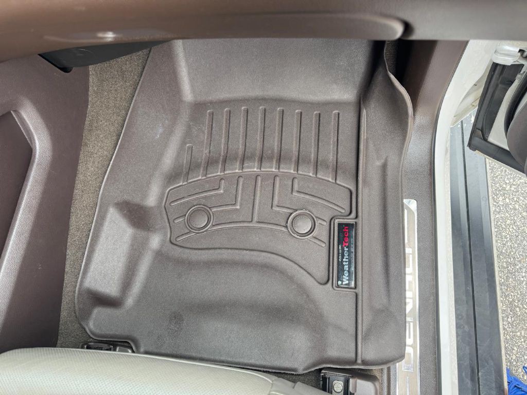 2018 GMC Yukon Image 9