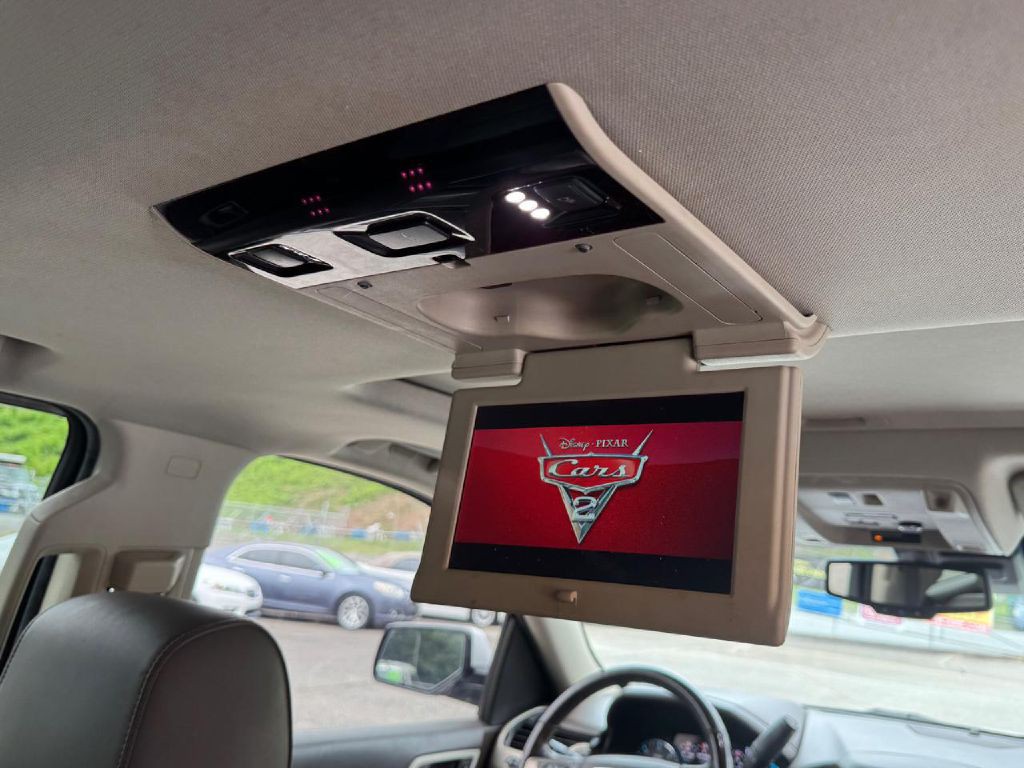 2018 GMC Yukon Image 16