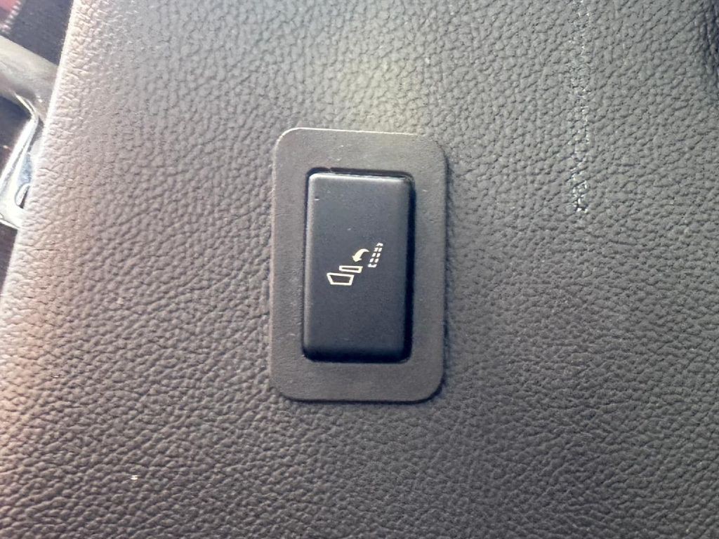 2018 GMC Yukon Image 19