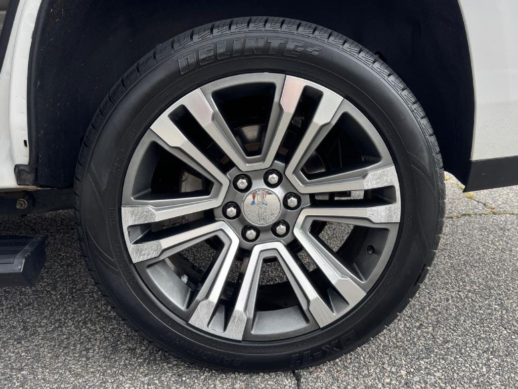 2018 GMC Yukon Image 32