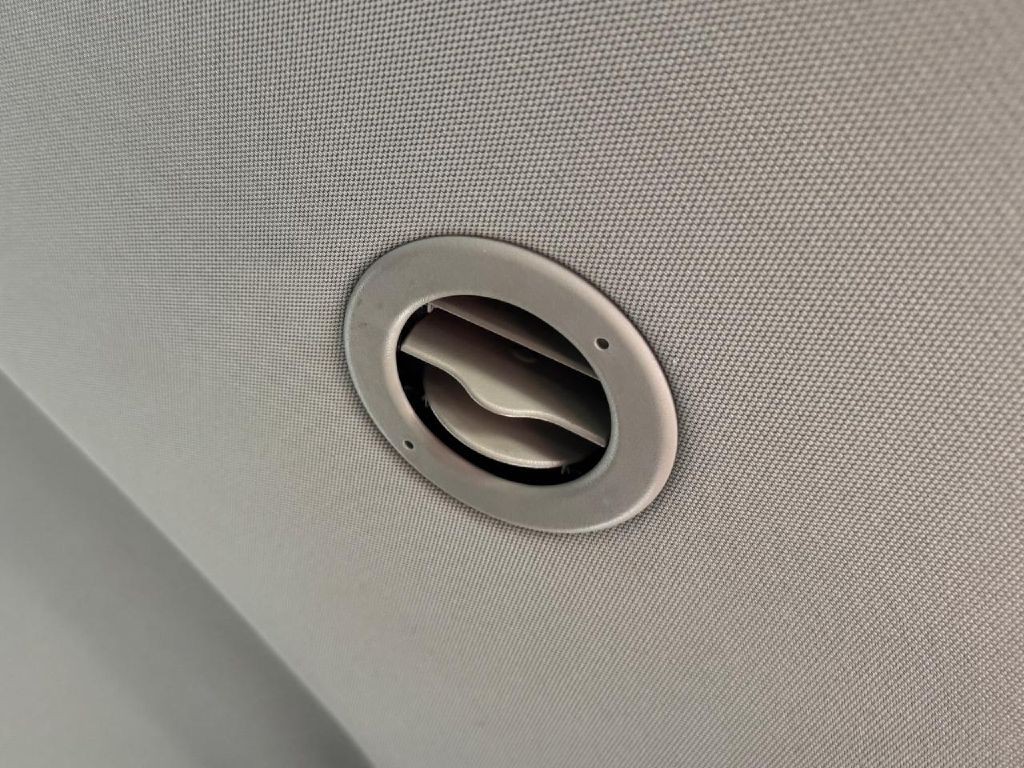 2018 GMC Yukon Image 38