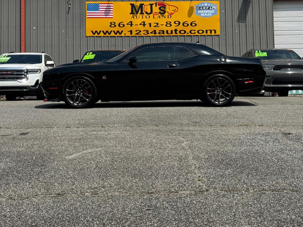2020 Dodge Challenger Image 2