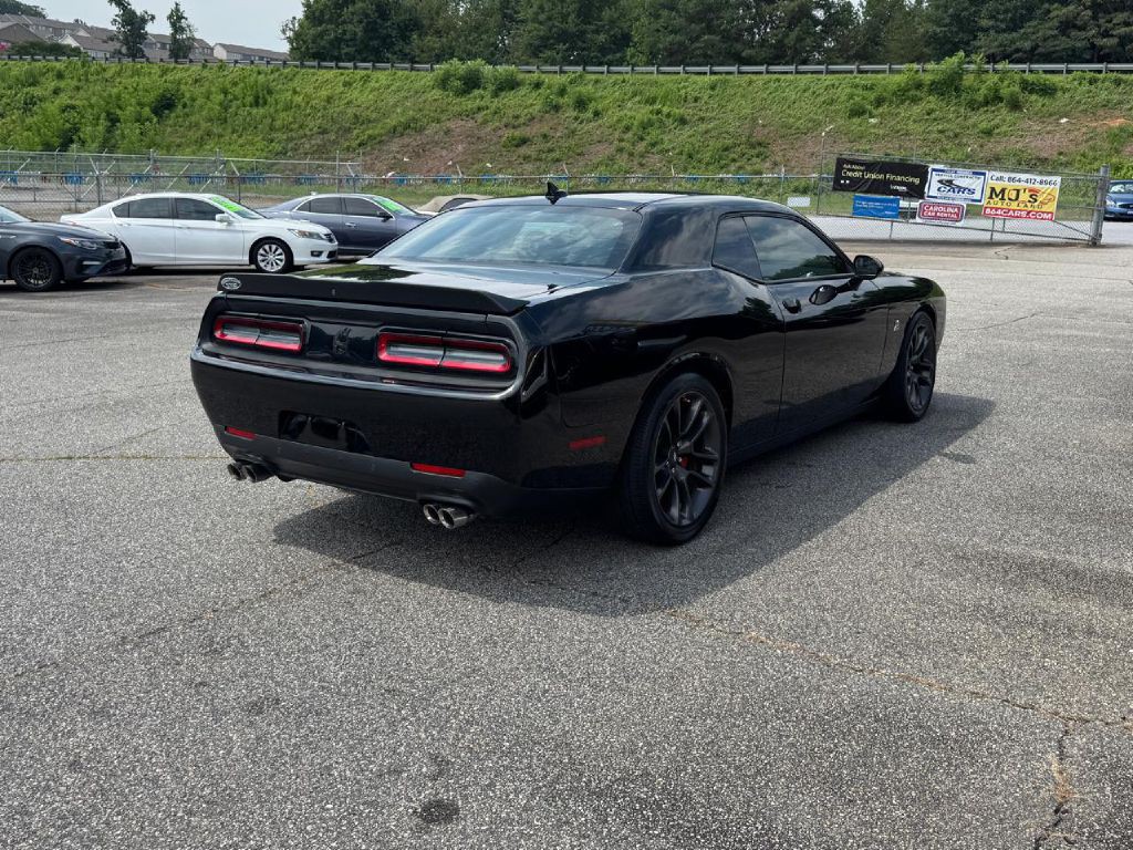 2020 Dodge Challenger Image 20