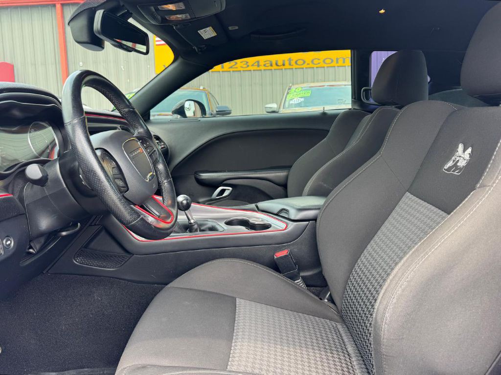 2020 Dodge Challenger Image 38