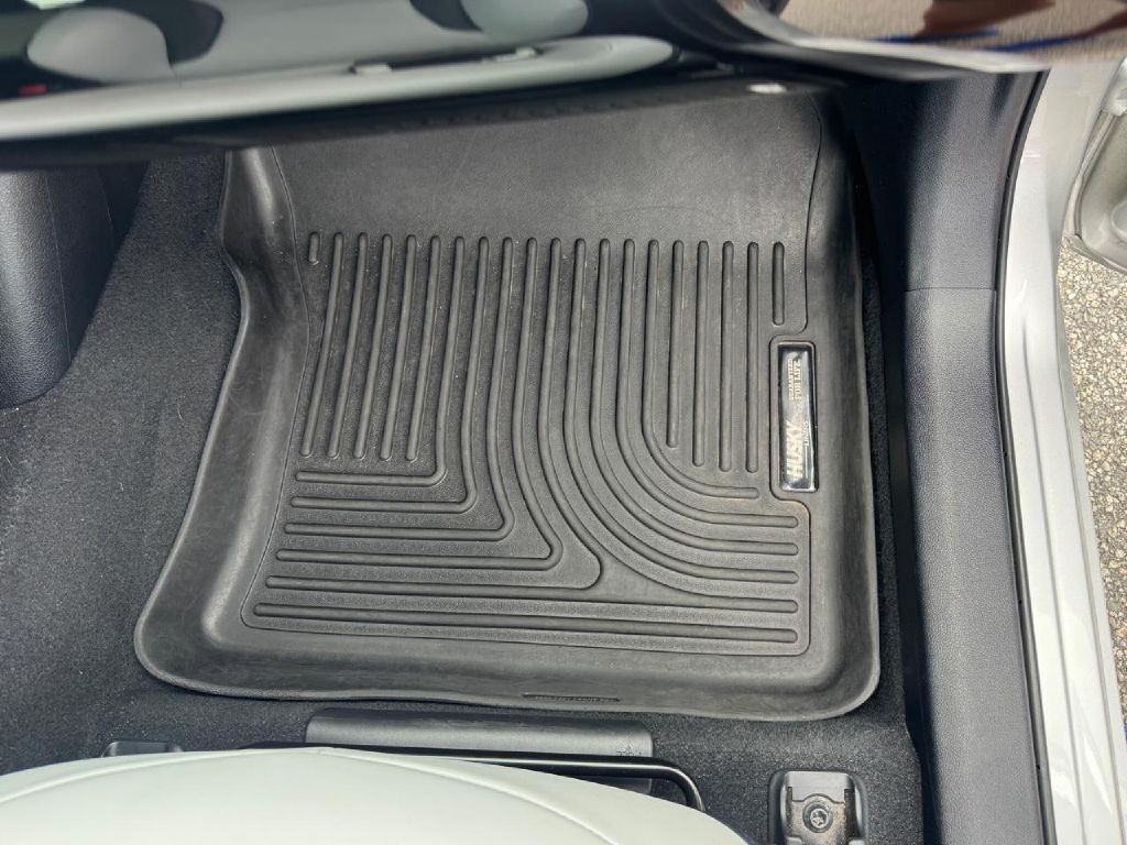 2020 Toyota Prius Image 8