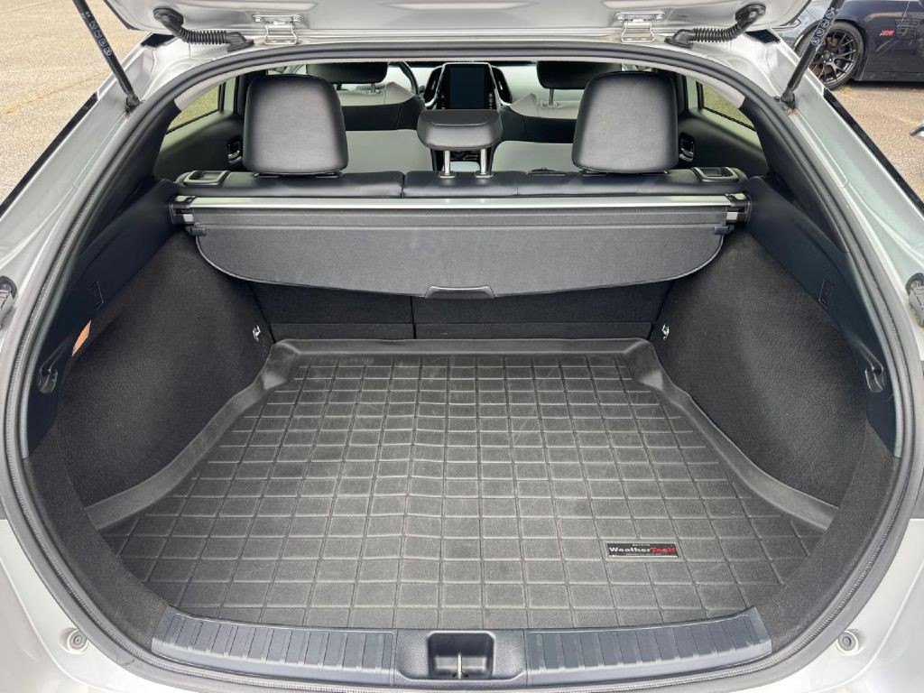 2020 Toyota Prius Image 15