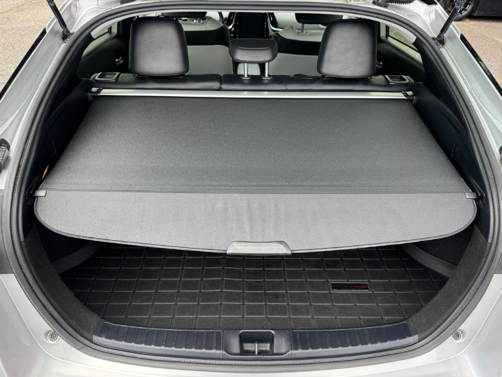 2020 Toyota Prius Image 18