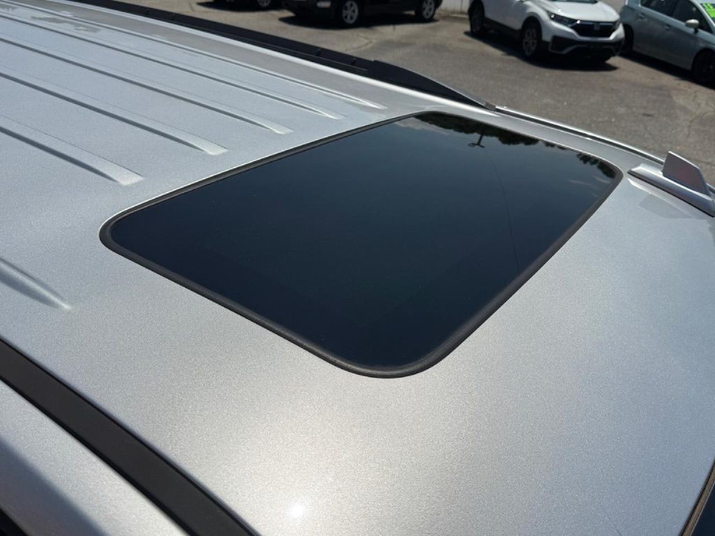2019 Chevrolet Tahoe Image 12