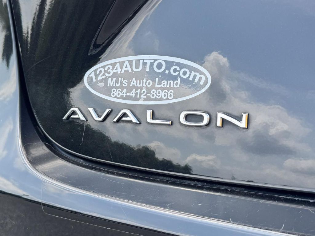 2013 Toyota Avalon Image 22