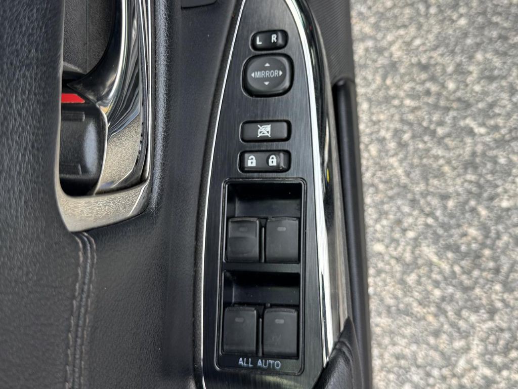 2013 Toyota Avalon Image 34