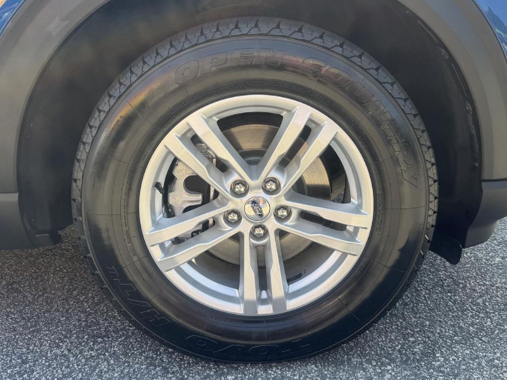 2021 Ford Explorer Image 6