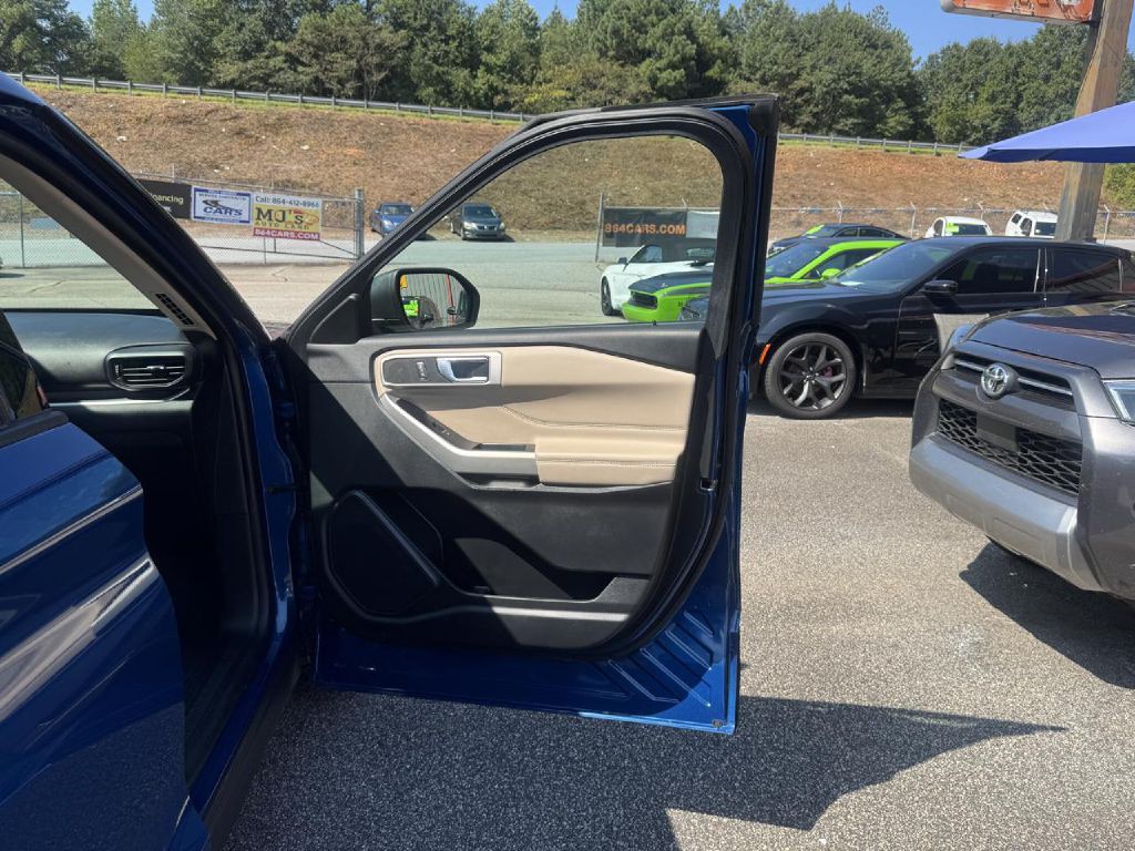 2021 Ford Explorer Image 7