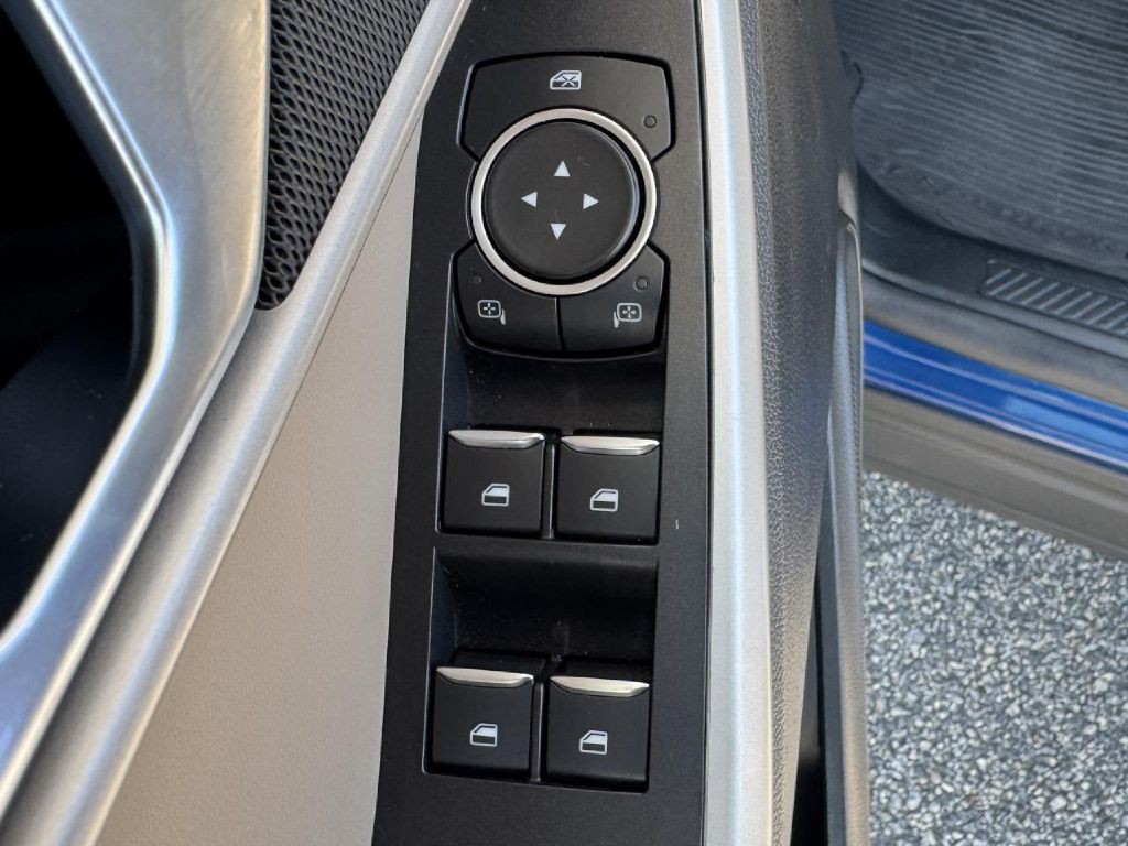 2021 Ford Explorer Image 40