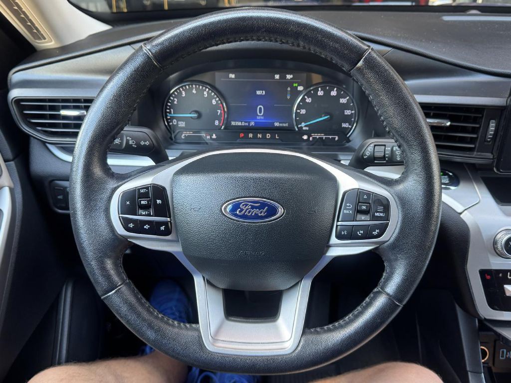 2021 Ford Explorer Image 48