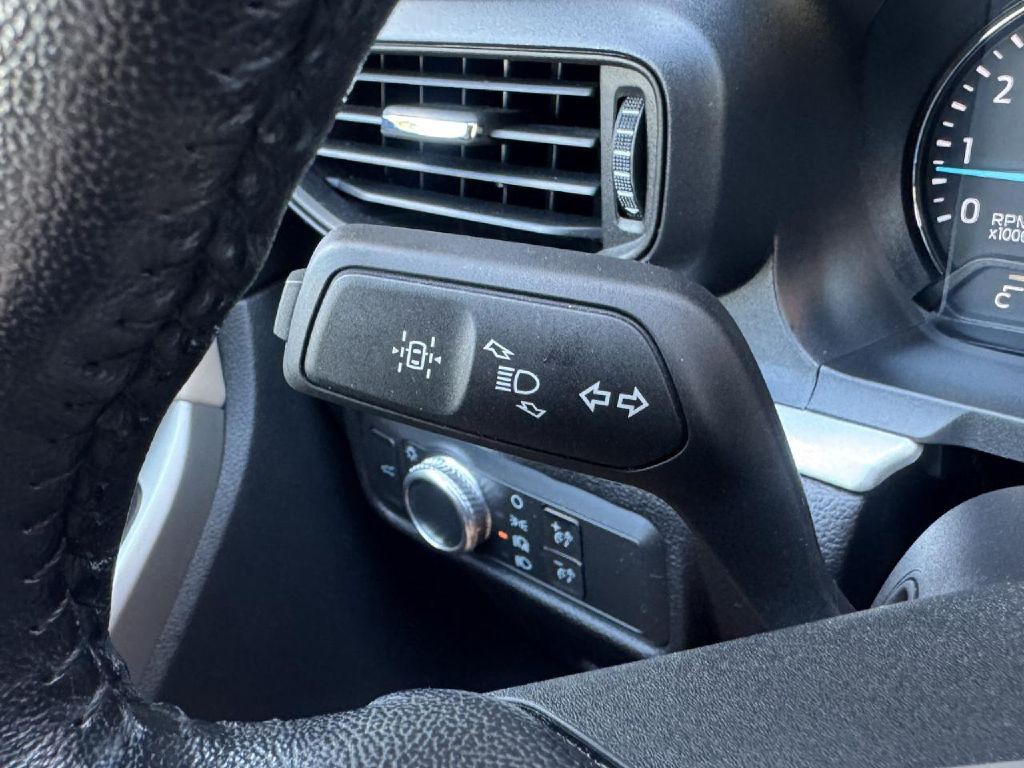 2021 Ford Explorer Image 49