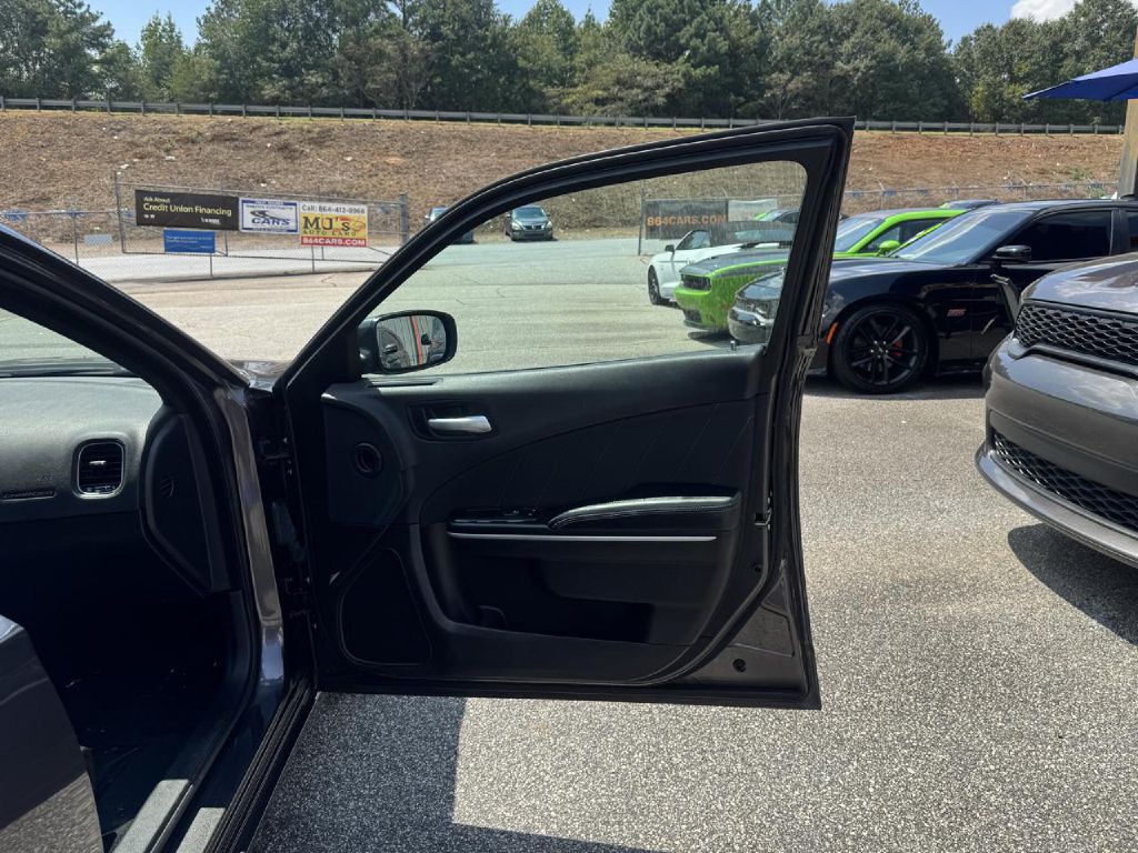 2021 Dodge Charger Image 7