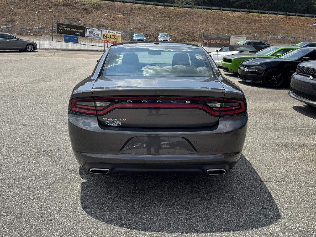 2021 Dodge Charger Image 12